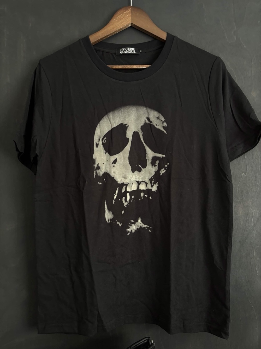 Hysteric Glamour Black Tee with White Skull Graphic